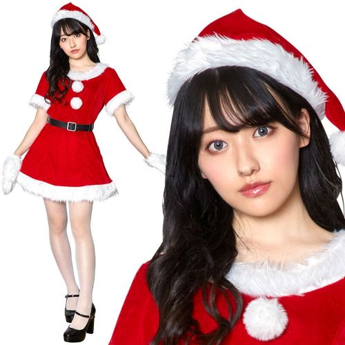 ミミノエル キャンディミトンサンタで楽しむ大人可愛いクリスマスコーデ